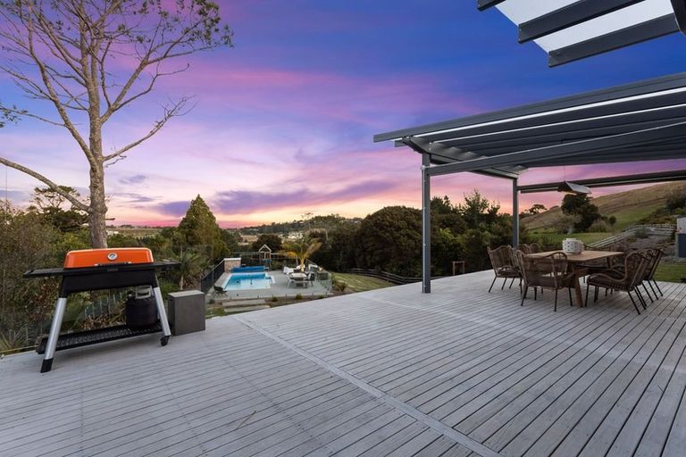 Photo of property in 108 Vaughans Road, Long Bay, Albany, 0792