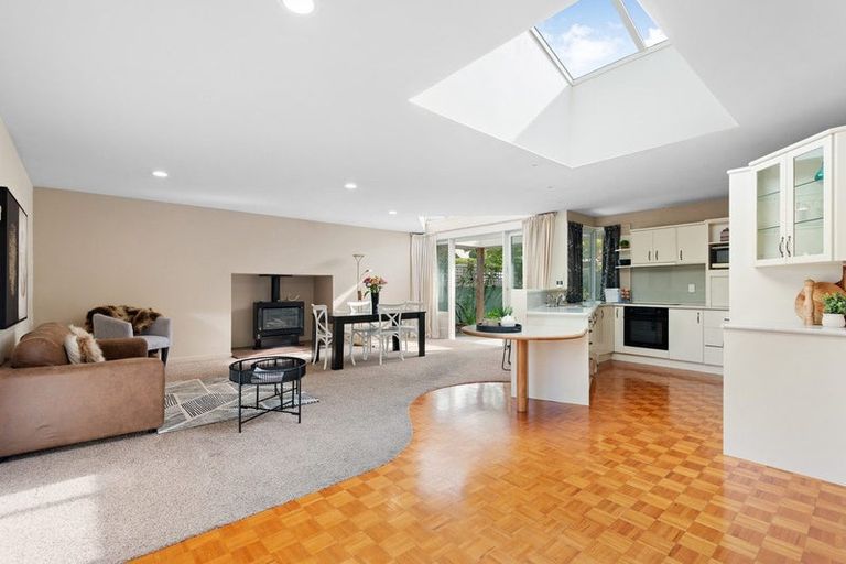 Photo of property in 1 Colquhoun Street, Glenross, Dunedin, 9011