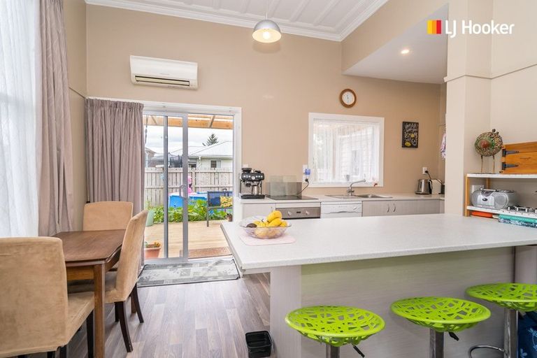 Photo of property in 17 Wesley Street, South Dunedin, Dunedin, 9012