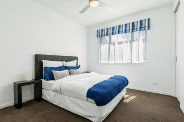 Photo of property in 26 Muripara Avenue, Point Chevalier, Auckland, 1022