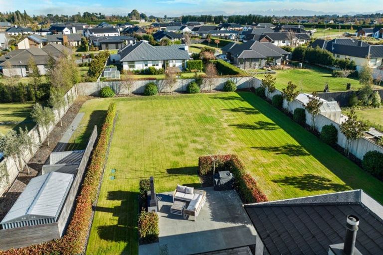 Photo of property in 14 Glenfinnan Place, West Melton, 7618