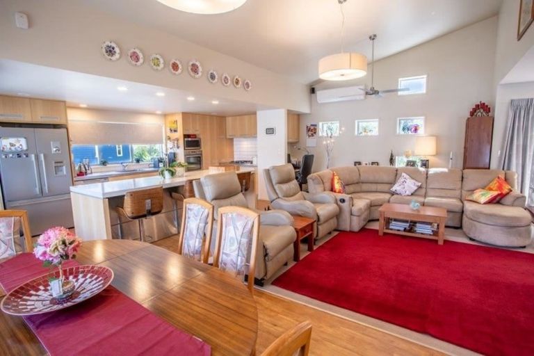 Photo of property in 20 Papaka Road, Ngunguru, Whangarei, 0173