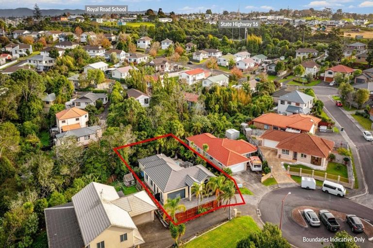 Photo of property in 13 Berkshire Terrace, Massey, Auckland, 0614