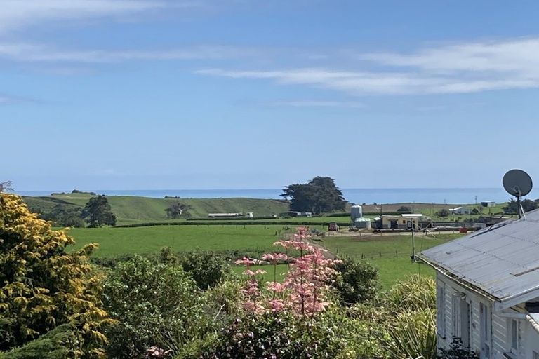 Photo of property in State Highway 3, Mimi, Urenui, 4377