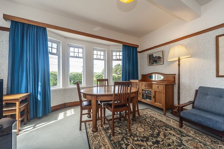 Photo of property in Chevening Flats, 90 Salamanca Road, Kelburn, Wellington, 6012