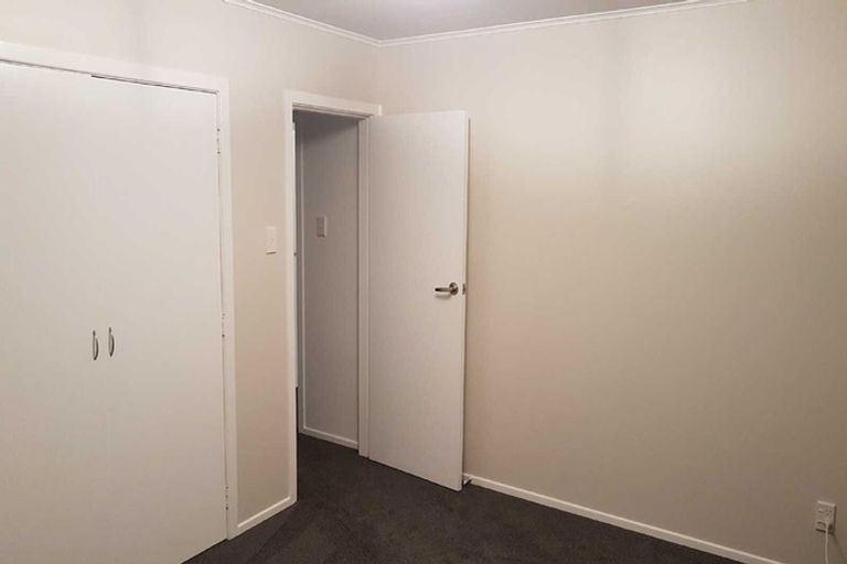 Photo of property in 137b Newlands Road, Newlands, Wellington, 6037