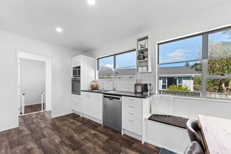 Photo of property in 4 Puketotara Street, Highlands Park, New Plymouth, 4312