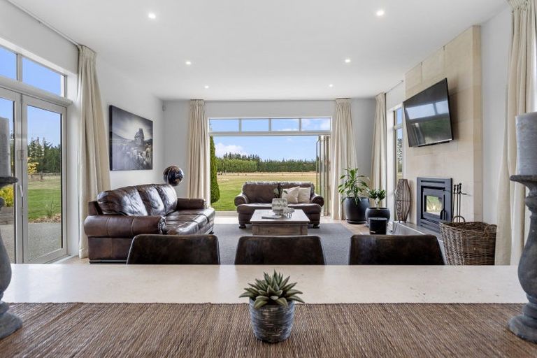 Photo of property in 1494 Tram Road, Swannanoa, Rangiora, 7475