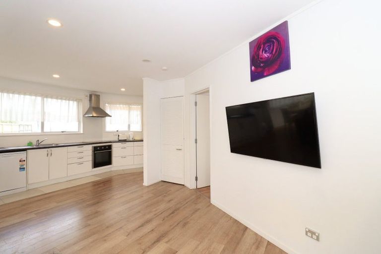 Photo of property in 16 Studfall Street, Pakuranga Heights, Auckland, 2010