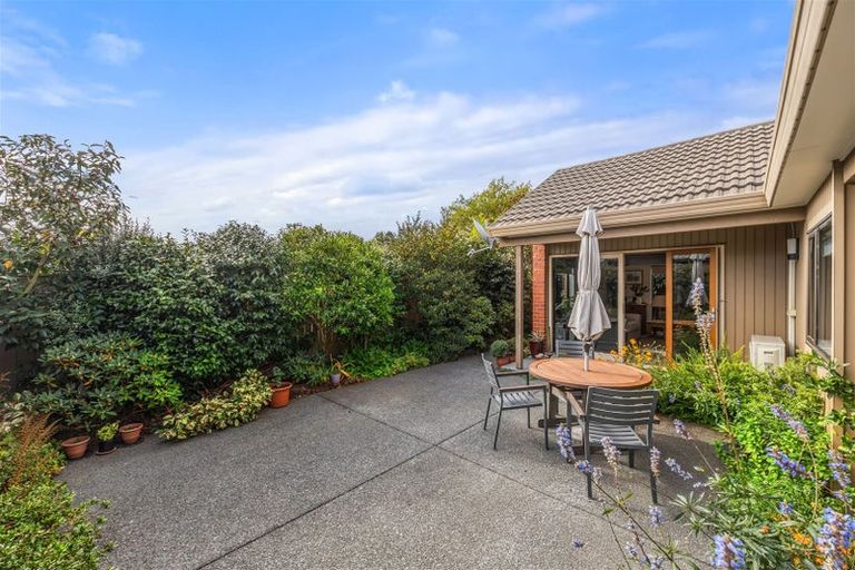 Photo of property in 1/114 Saint James Avenue, Papanui, Christchurch, 8053