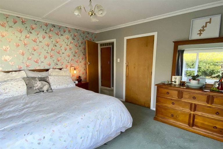 Photo of property in 36 Highfield Terrace, Newfield, Invercargill, 9812