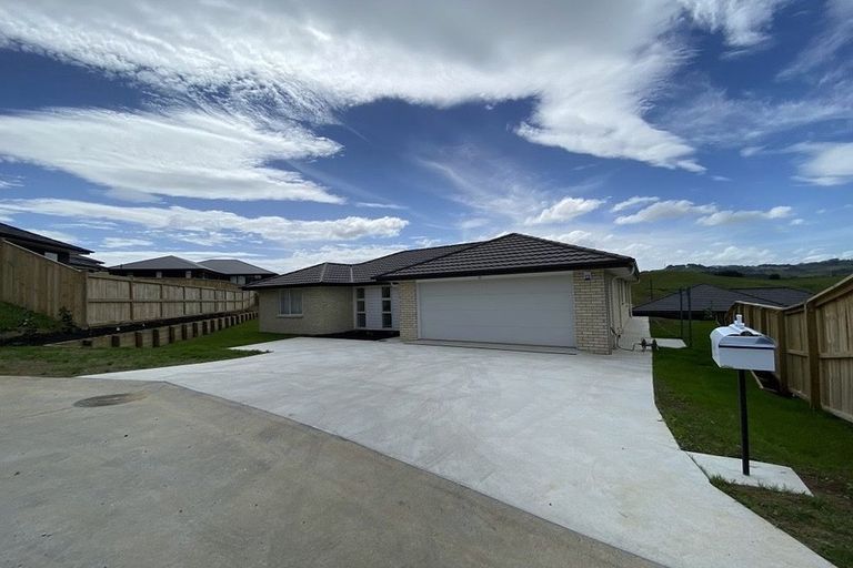 Photo of property in 2 Otto Lane, Pokeno, 2402