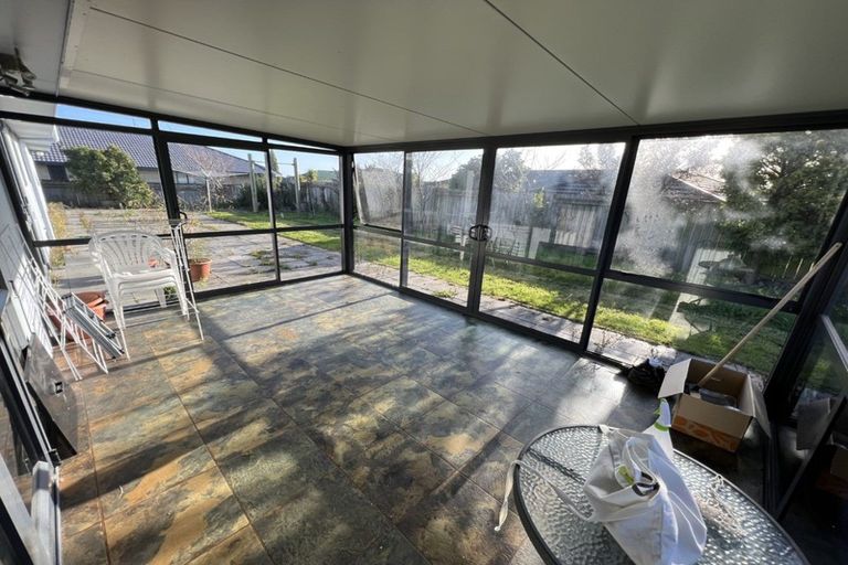 Photo of property in 33 Logan Way, Kelvin Grove, Palmerston North, 4414