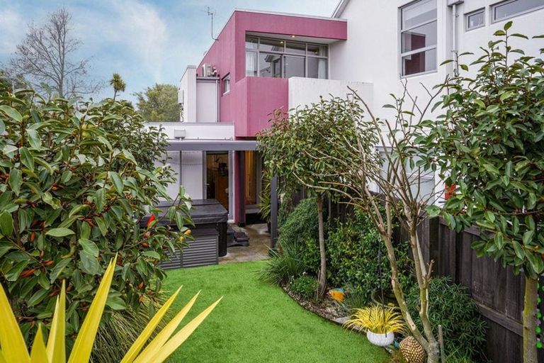Photo of property in 2 Meredith Street, Addington, Christchurch, 8024