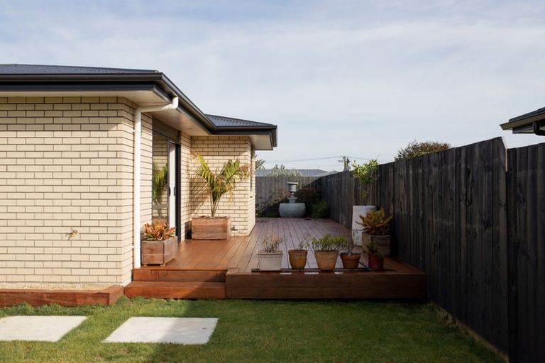 Photo of property in 4 Ash Close, Levin, 5510