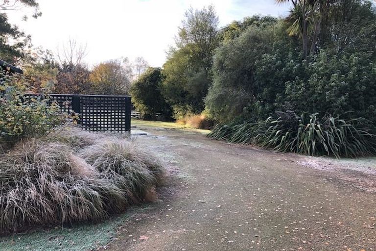 Photo of property in 10 Helvellyn Street, Woodside, Outram, 9073