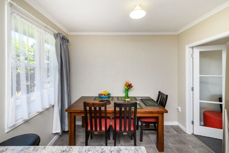 Photo of property in 34b Heatley Avenue, Hokowhitu, Palmerston North, 4410