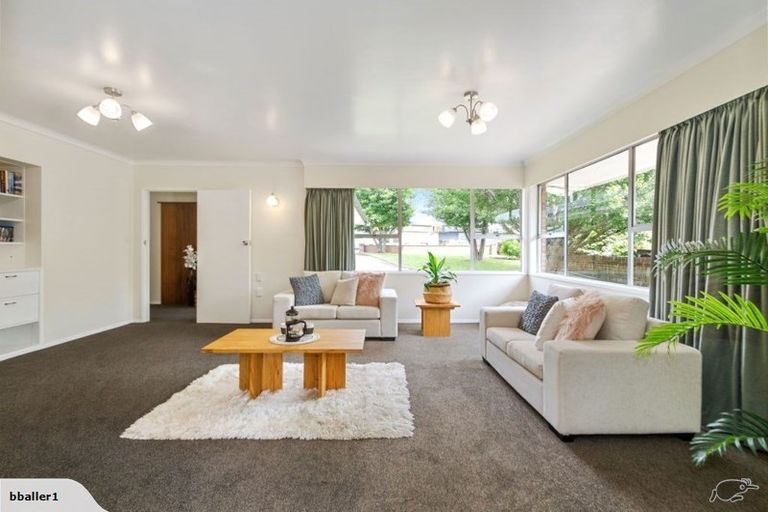 Photo of property in 328 Great South Road, Opaheke, Papakura, 2113