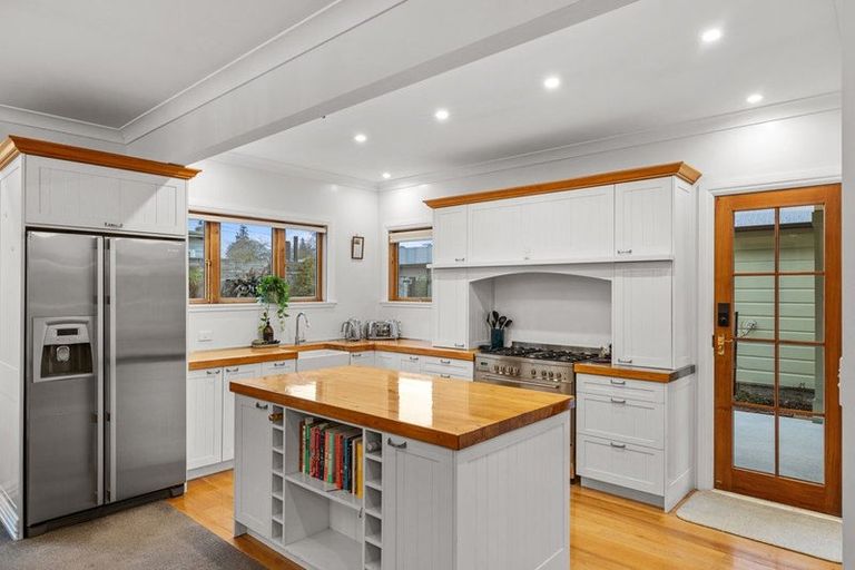 Photo of property in 25 Main Street, Greytown, 5712