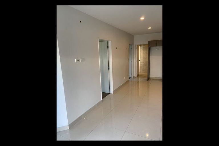 Photo of property in 15c Glendhu Road, Bayview, Auckland, 0629