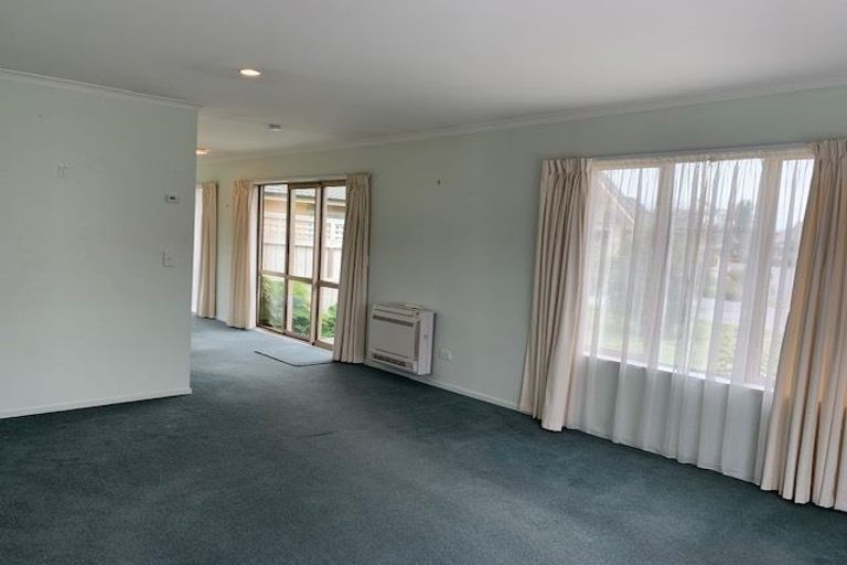 Photo of property in Sanctuary Villas, 5/294 Mairehau Road, Burwood, Christchurch, 8083