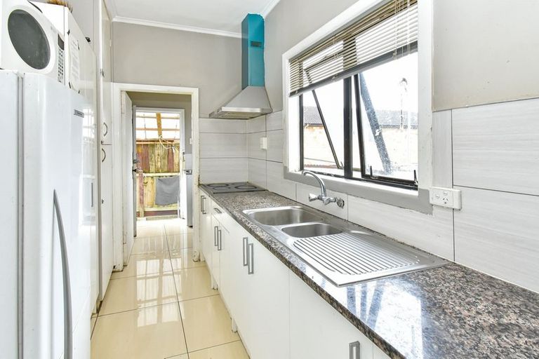 Photo of property in 5 Gordon Road, Papatoetoe, Auckland, 2025