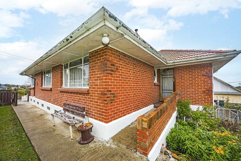 Photo of property in 1 Earn Street, Oamaru North, Oamaru, 9400