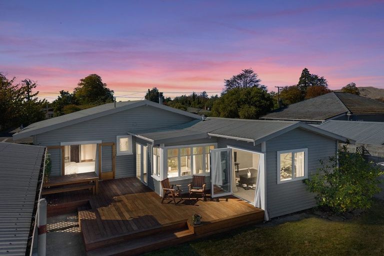 Photo of property in 24 Eltham Road, Blenheim, 7201