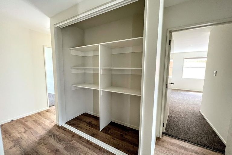 Photo of property in 10a Mortlake Street, Islington, Christchurch, 8042