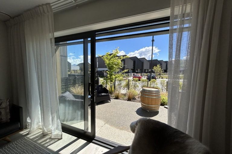 Photo of property in 27 Inder Street, Jacks Point, 9371