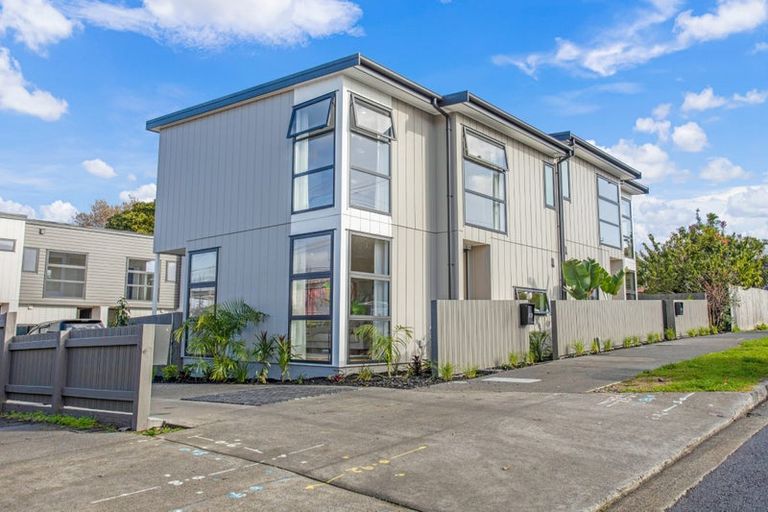 Photo of property in 139 Richardson Road, Mount Albert, Auckland, 1025
