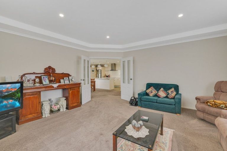 Photo of property in 15 Oak Ridge Drive, Te Awamutu, 3800