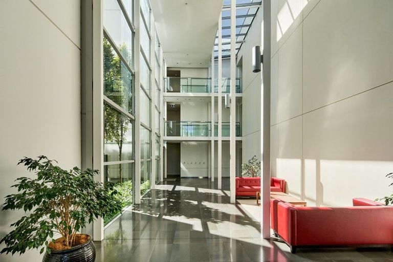 Photo of property in Sanctum Apartments, 34/10b Ebor Street, Te Aro, Wellington, 6011