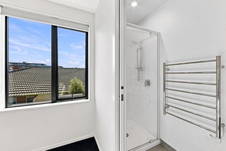 Photo of property in 4/9 Grove Road, Addington, Christchurch, 8024