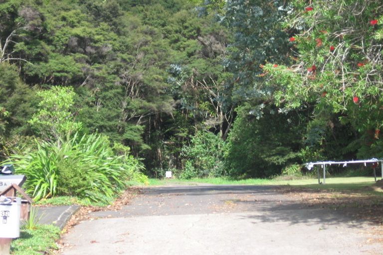 Photo of property in 40 Staincross Street, Green Bay, Auckland, 0604