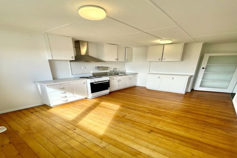 Photo of property in 3/31 Tarawera Road, Johnsonville, Wellington, 6037