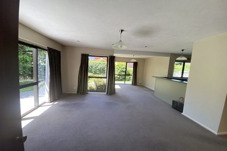 Photo of property in 21 Wadeley Road, Ilam, Christchurch, 8041