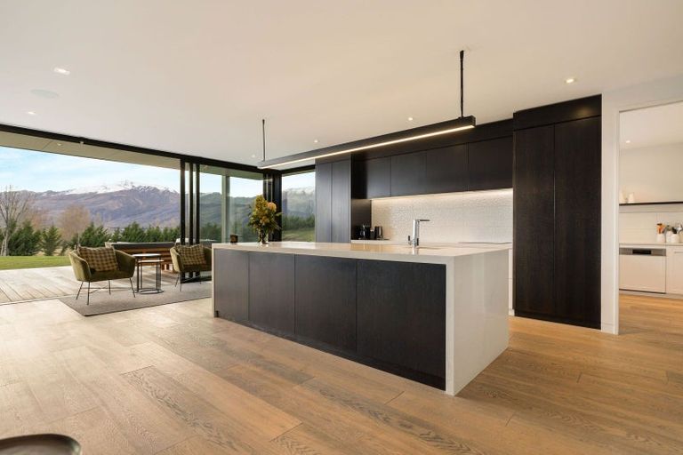 Photo of property in 6 Bloxham Lane, Lake Hayes, Queenstown, 9371