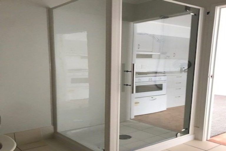 Photo of property in 32b/30 Westward Ho, Glen Eden, Auckland, 0602