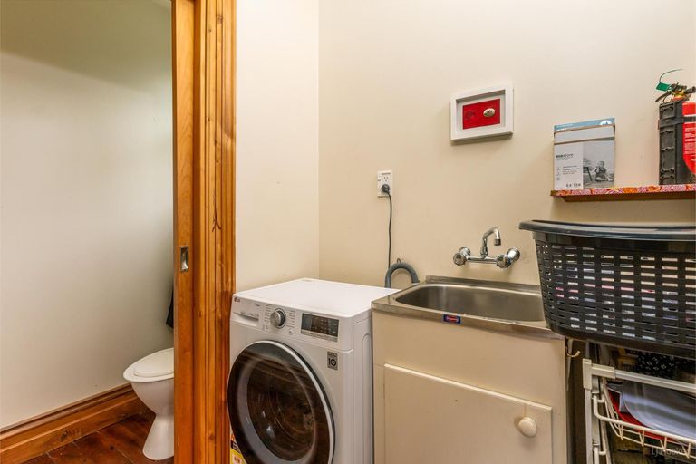 Photo of property in 111 Main North Road, Geraldine, 7930