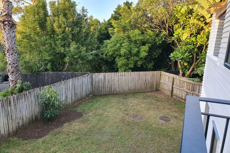Photo of property in 14/50 Livingstone Street, Westmere, Auckland, 1022