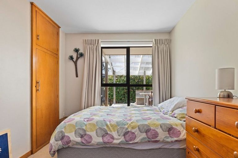 Photo of property in 160 Kendal Avenue, Burnside, Christchurch, 8053