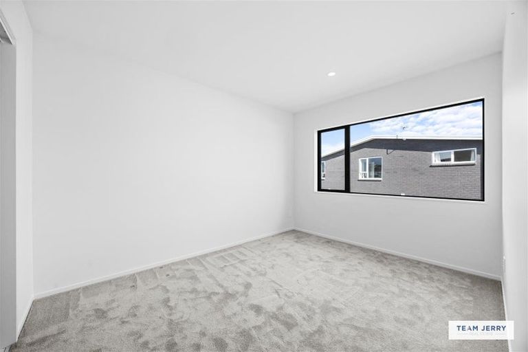 Photo of property in 339c Bucklands Beach Road, Bucklands Beach, Auckland, 2012