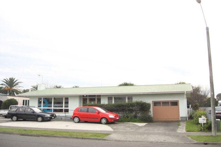 Photo of property in 2a Russell Road, Marewa, Napier, 4110