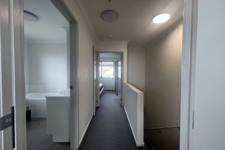 Photo of property in St Claire Village, 1/172 Mcleod Road, Te Atatu South, Auckland, 0610