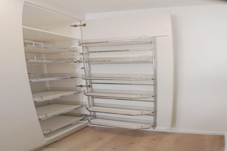 Photo of property in 20b Garland Road, Greenlane, Auckland, 1061