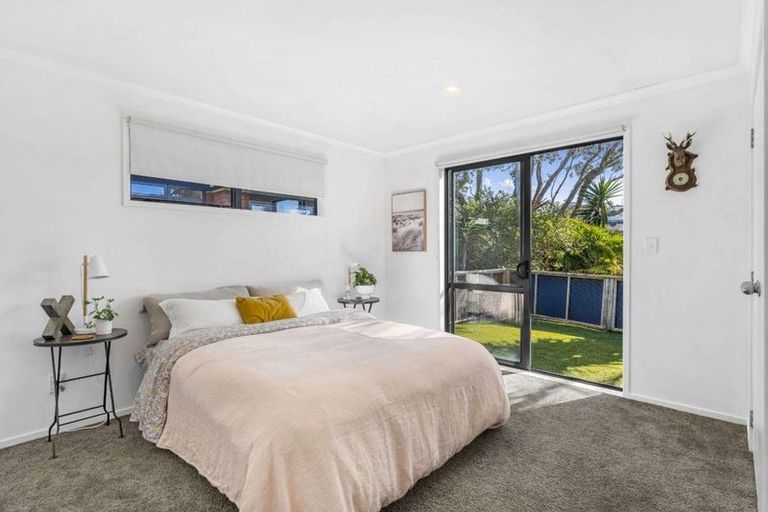 Photo of property in 16a Valley Road, Browns Bay, Auckland, 0630