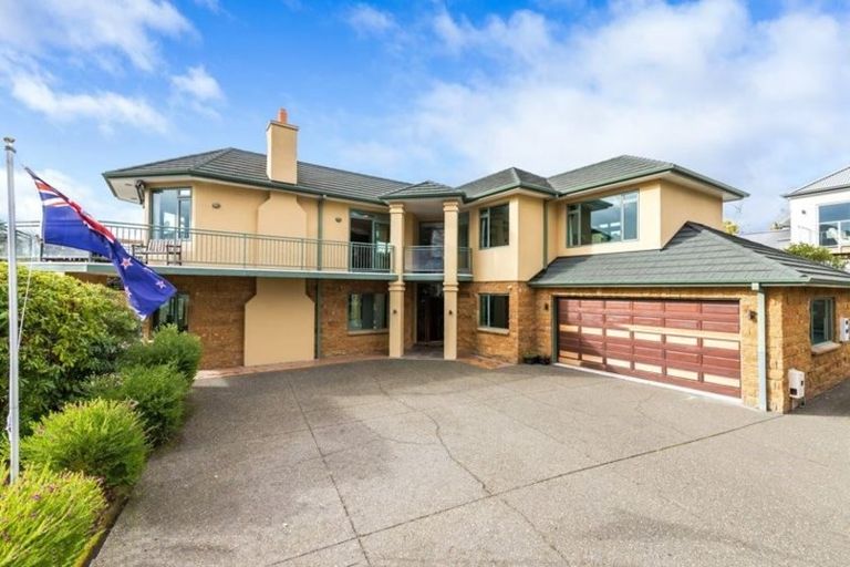 Photo of property in 28 Chesham Avenue, Waipahihi, Taupo, 3330