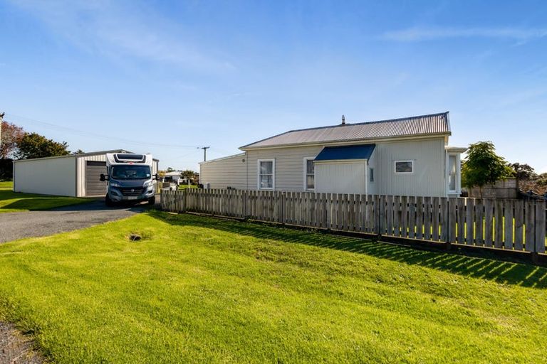 Photo of property in 2 Broadway, Waitara, 4320