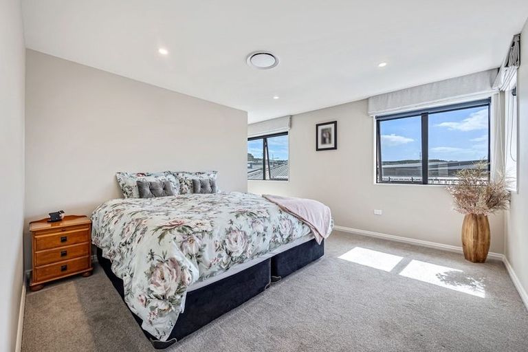 Photo of property in 5 Keel Street, Long Bay, Auckland, 0630